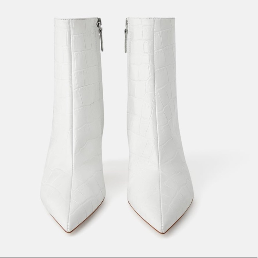 Zara white booties with snake-print detail pattern